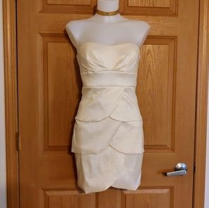 Mystic Strapless Off White Tiered Dress